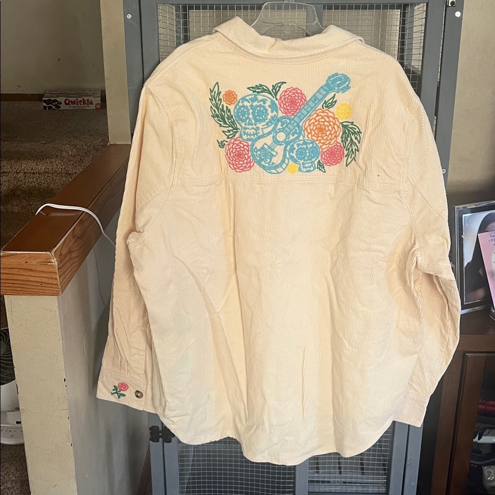 Disney Cream Ribbed Top - Picture 5 of 5